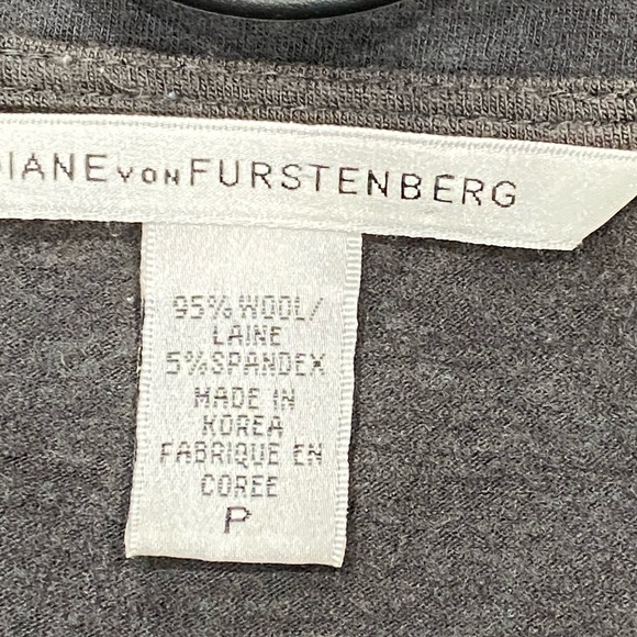 Diane con Furstenberg  Wool Scoop Neck Fitted Sweater size S in Mid Grey - Picture 4 of 5